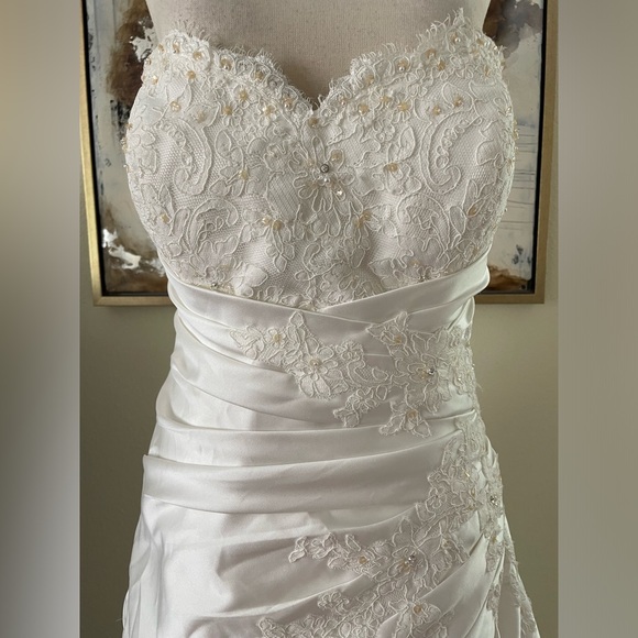 Symphony of Venus wedding gown dress ivory A-Line NWT ~ - Picture 5 of 13